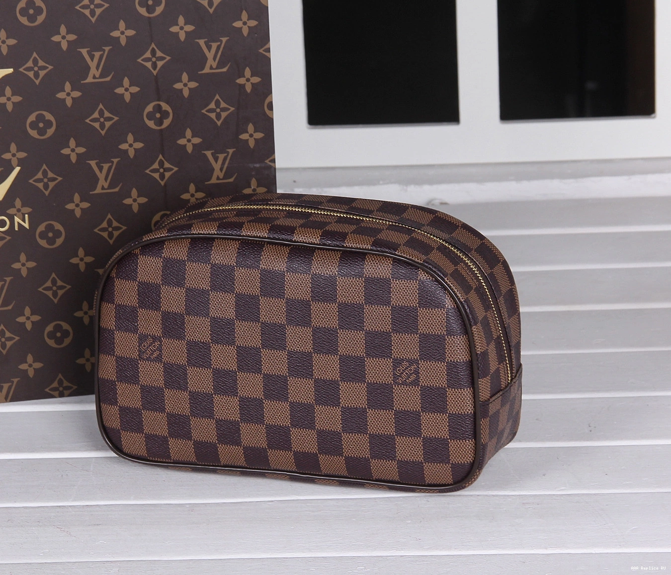Aaa replica bags BAG LOUIS VUITTON TOILETRY 0823